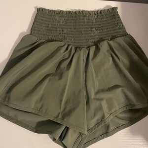 Aerie Offline Real Me Smocked Running Short Olive Green Perfect condition size S